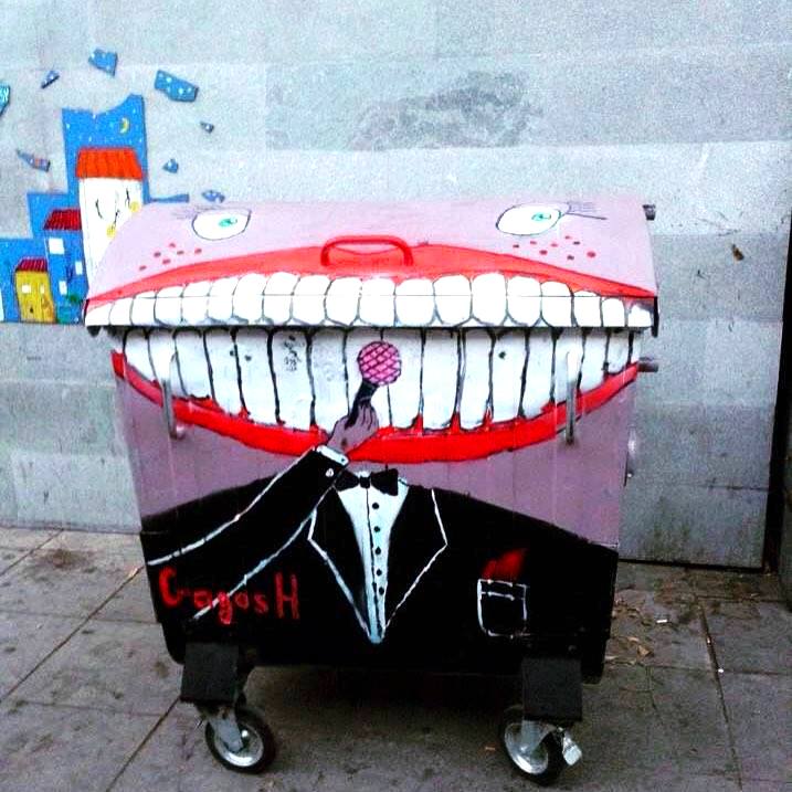 Taking out the trash is now more fun - A “singing” trash bin appears in Tbilisi geotv.ge